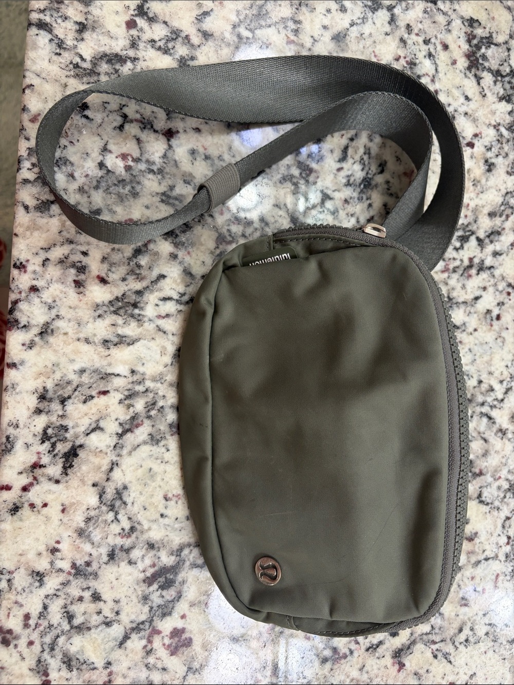 lululemon athletica Olive Crossbody Belt Bag